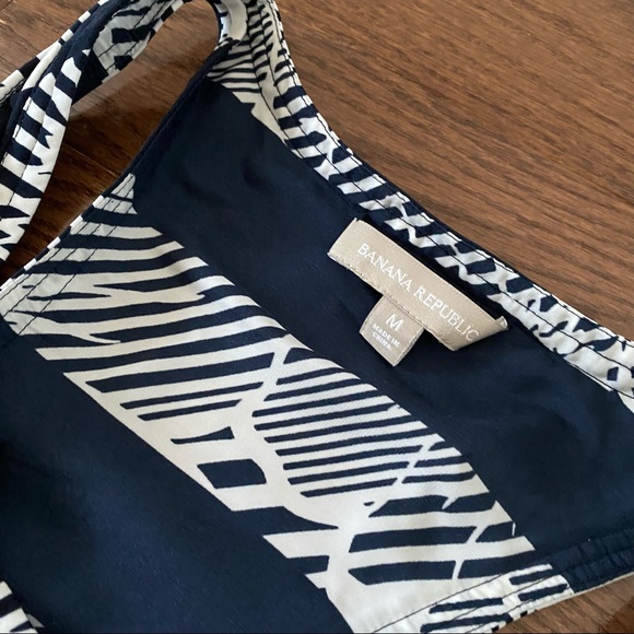 Banana Republic perfect top Medium - Picture 4 of 4